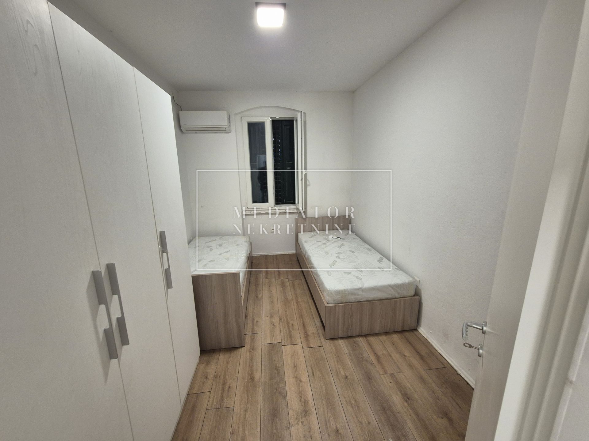 Mlaka- Trosobni klasični stan idealan za najam radnicima