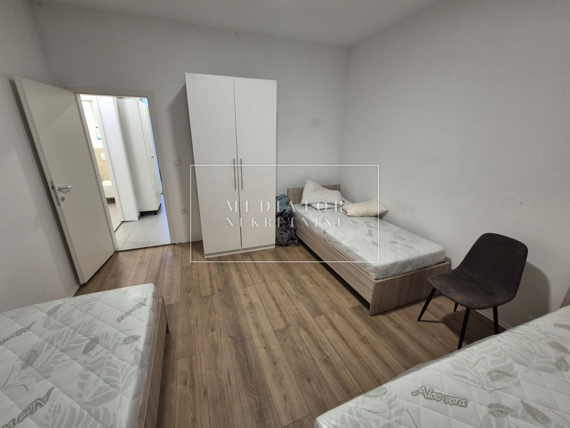 Mlaka- Trosobni klasični stan idealan za najam radnicima