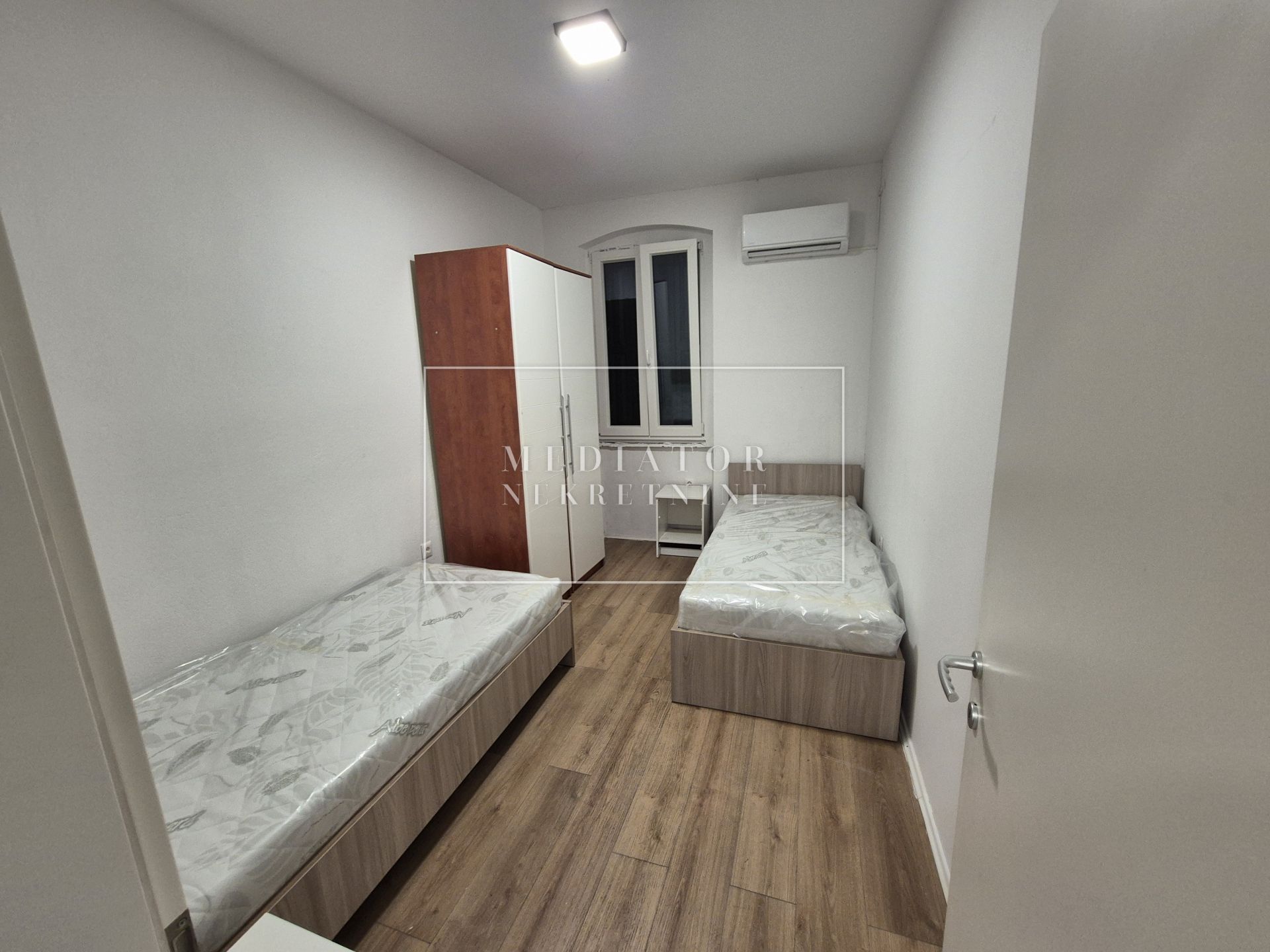 Mlaka- Trosobni klasični stan idealan za najam radnicima