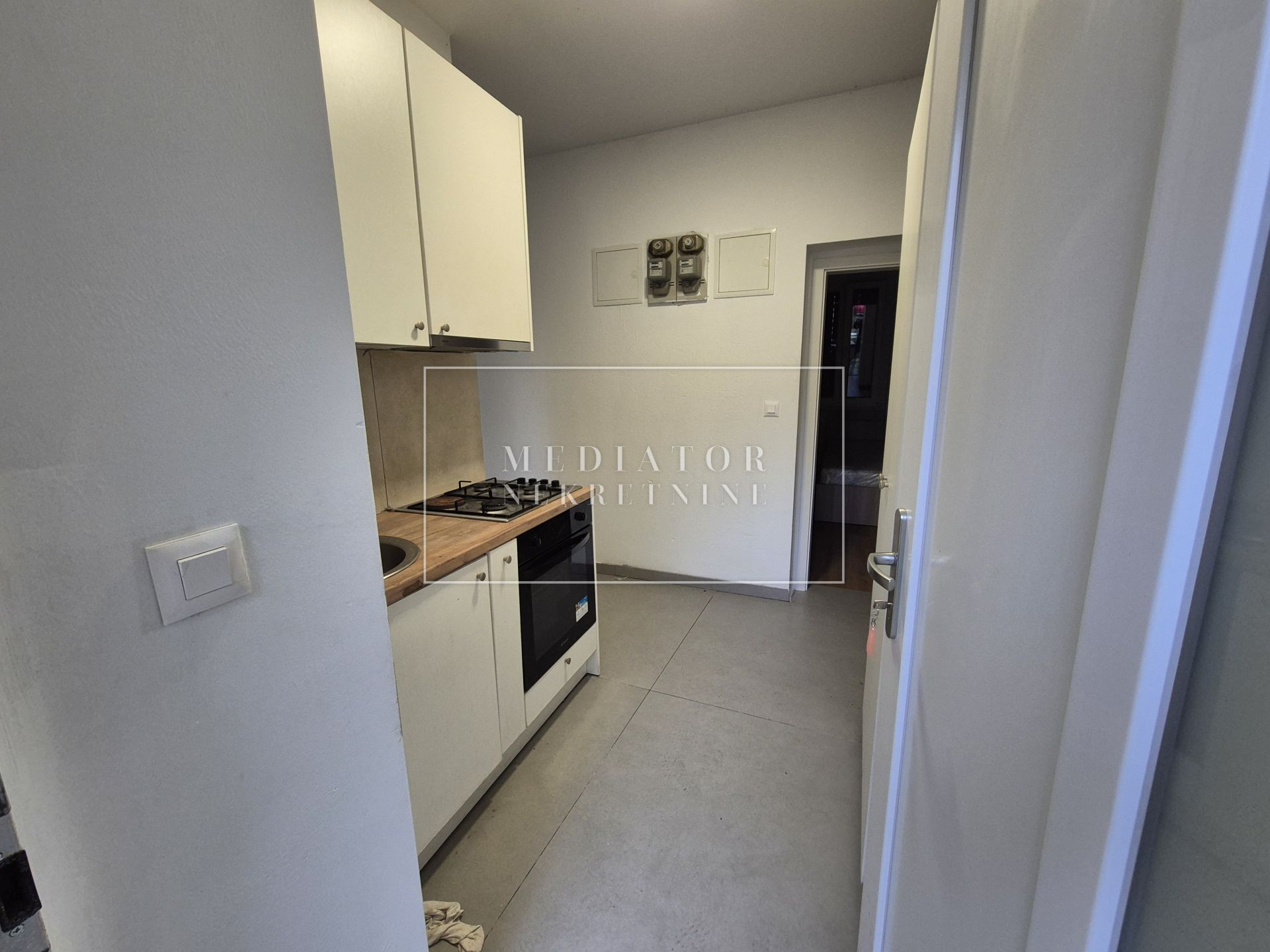 Mlaka- Trosobni klasični stan idealan za najam radnicima