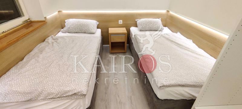 KOSTRENA, 120 m2, stan za 7 radnika