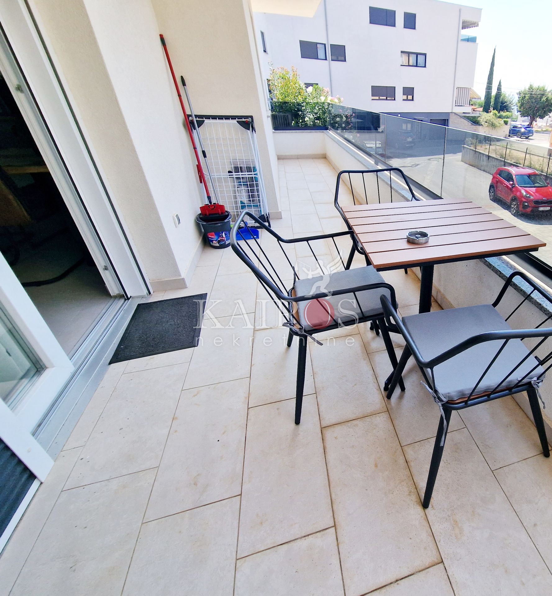 KOSTRENA, 3S+DB, balkon