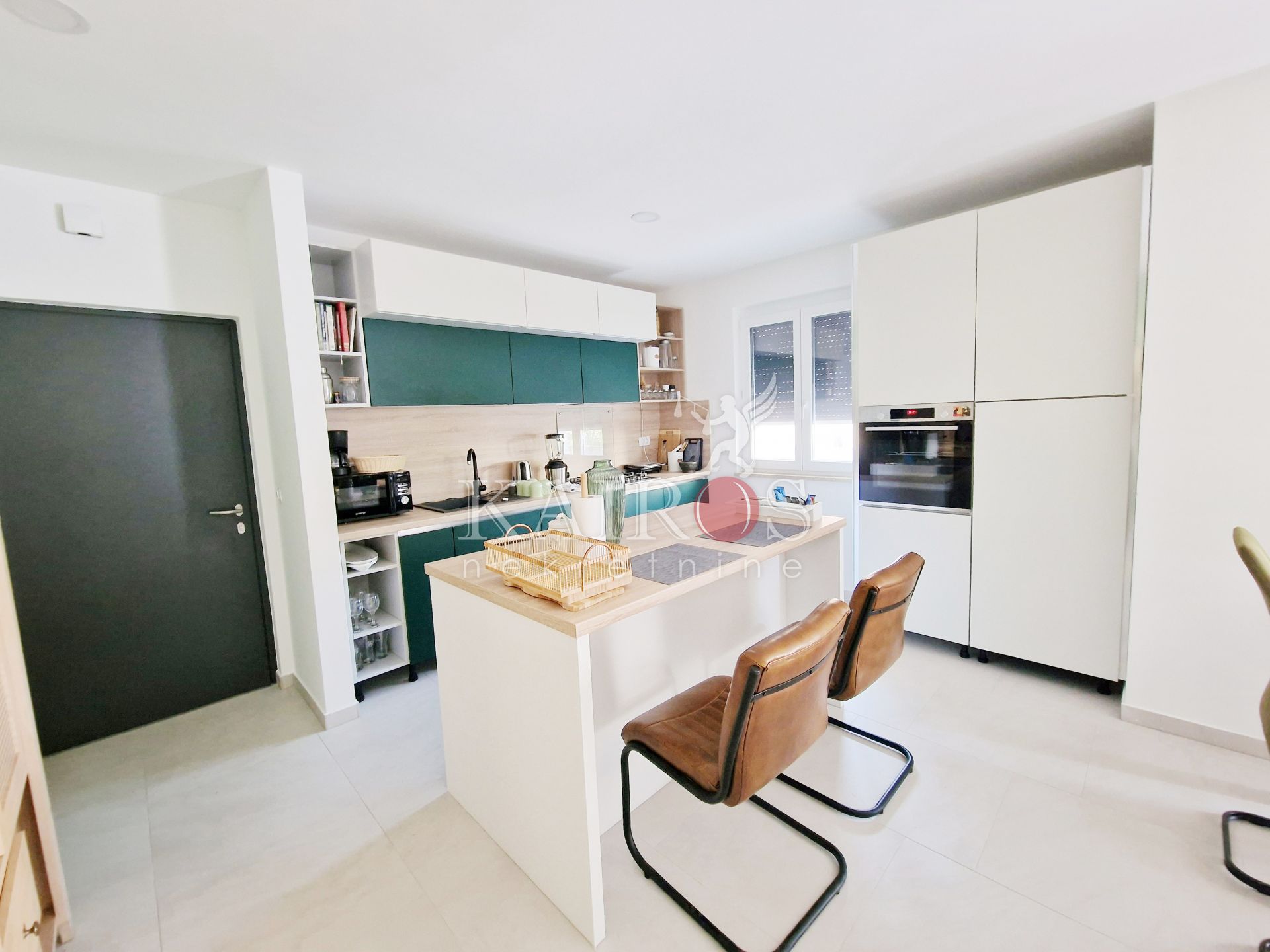 KOSTRENA, 3S+DB, balkon