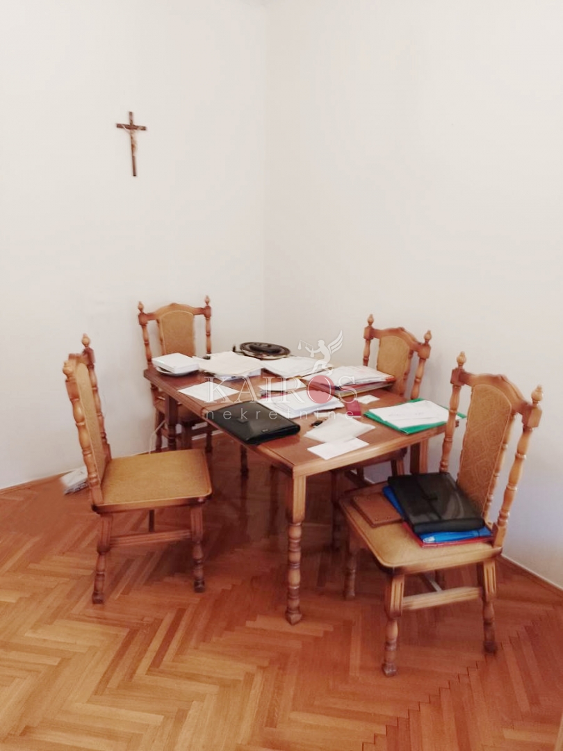 ČAVLE, 2S+DB, 85 M2, ZA RADNIKE ILI OBITELJ